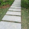 天水 芝麻黑小区踏步、汀步石铺装效果