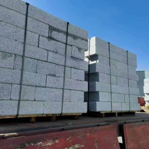 天水 路沿石装车出货