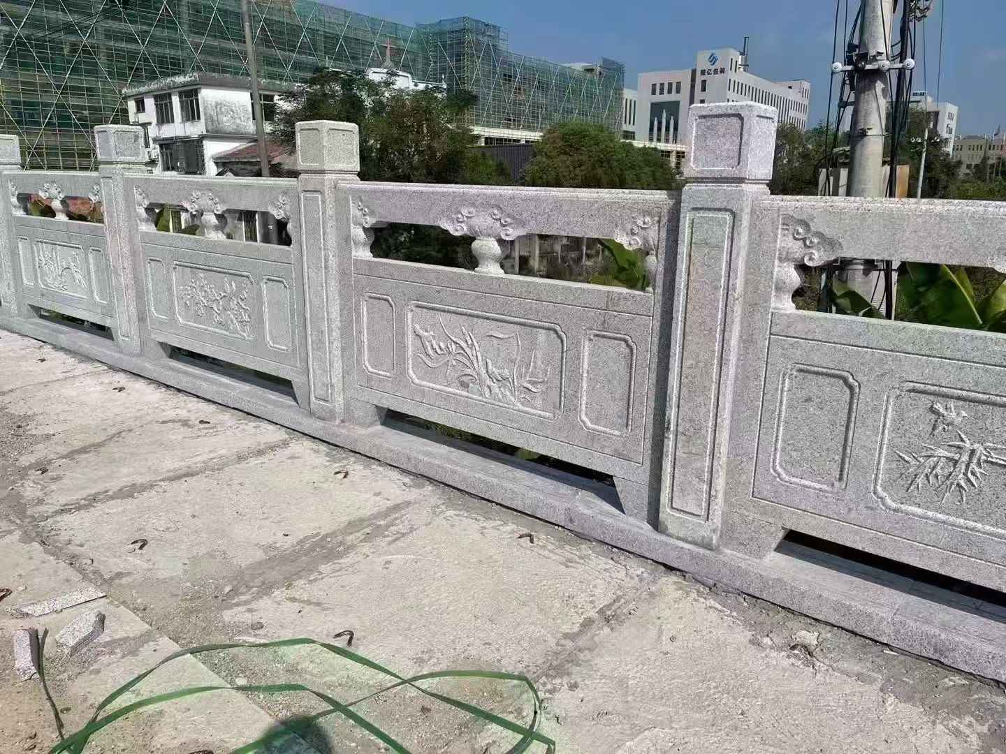 天水 芝麻白栏杆