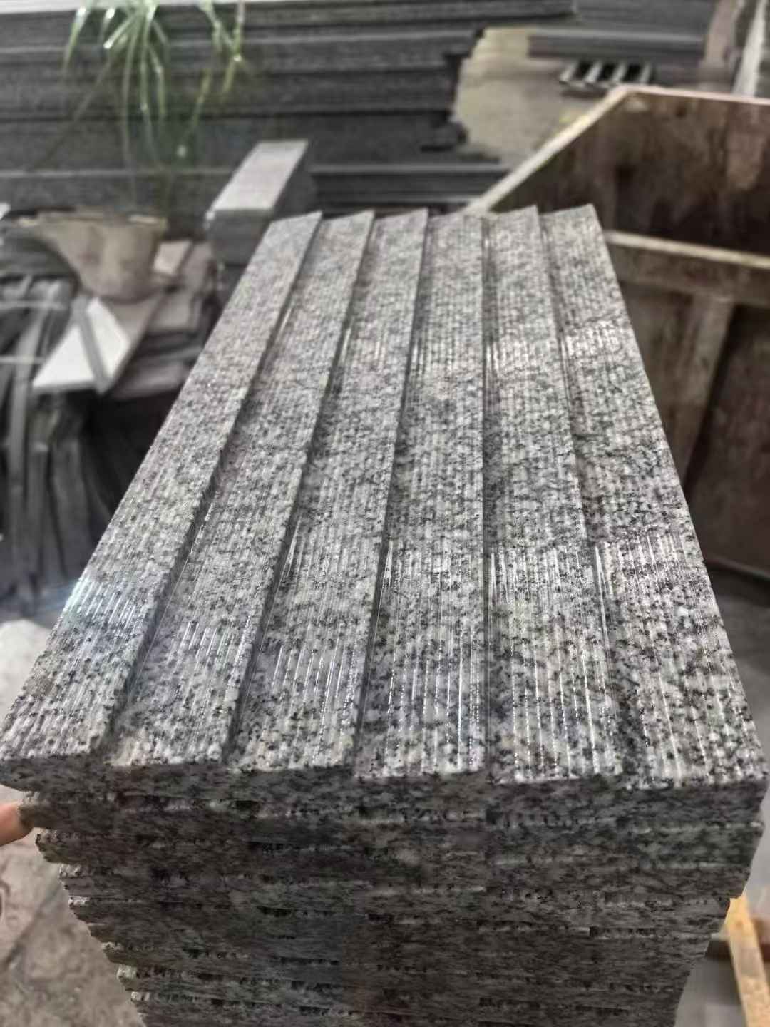 天水 狼牙石