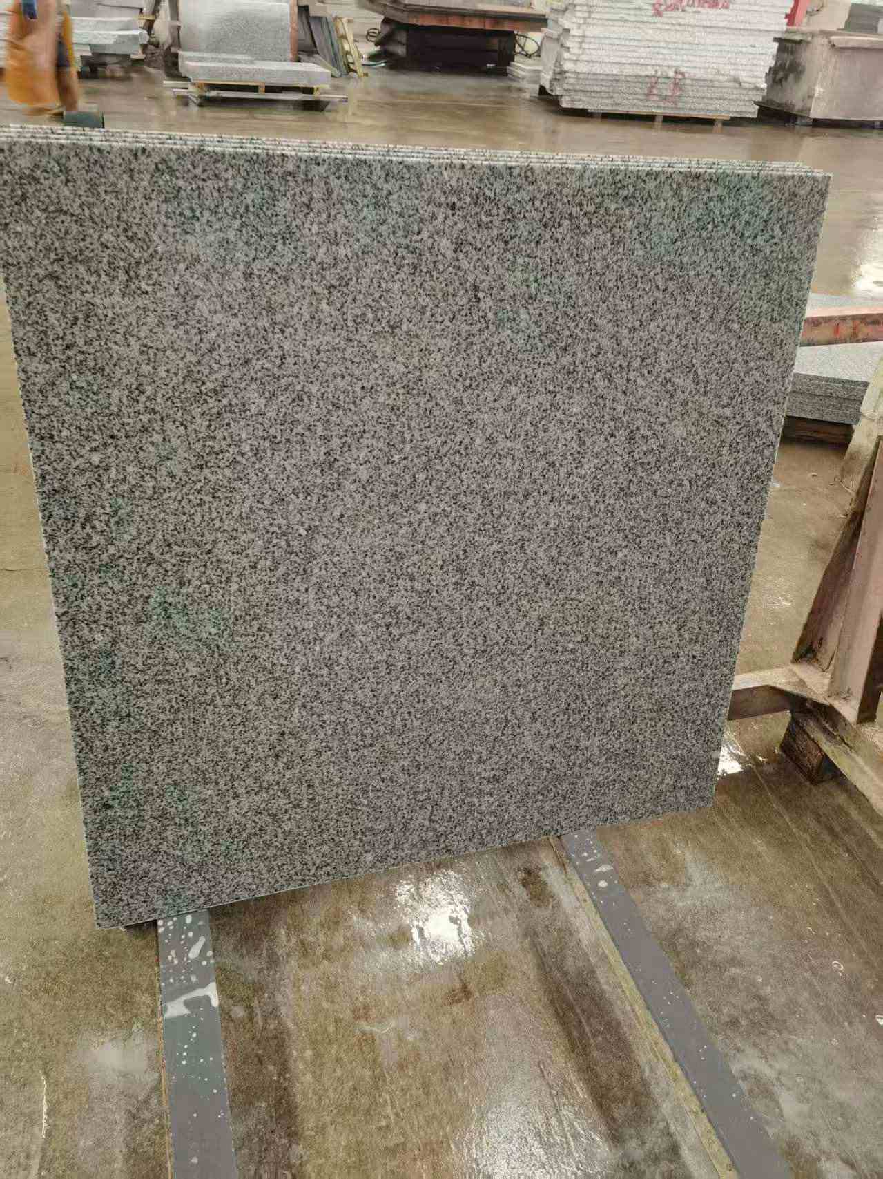 天水 芝麻白光面900*900，高地铁标准