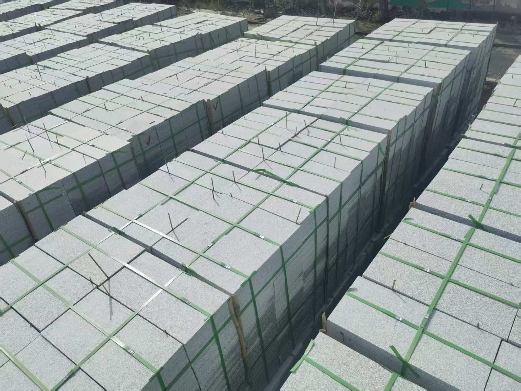 天水 芝麻白1.8公分火烧300*600地铺，清仓大甩卖