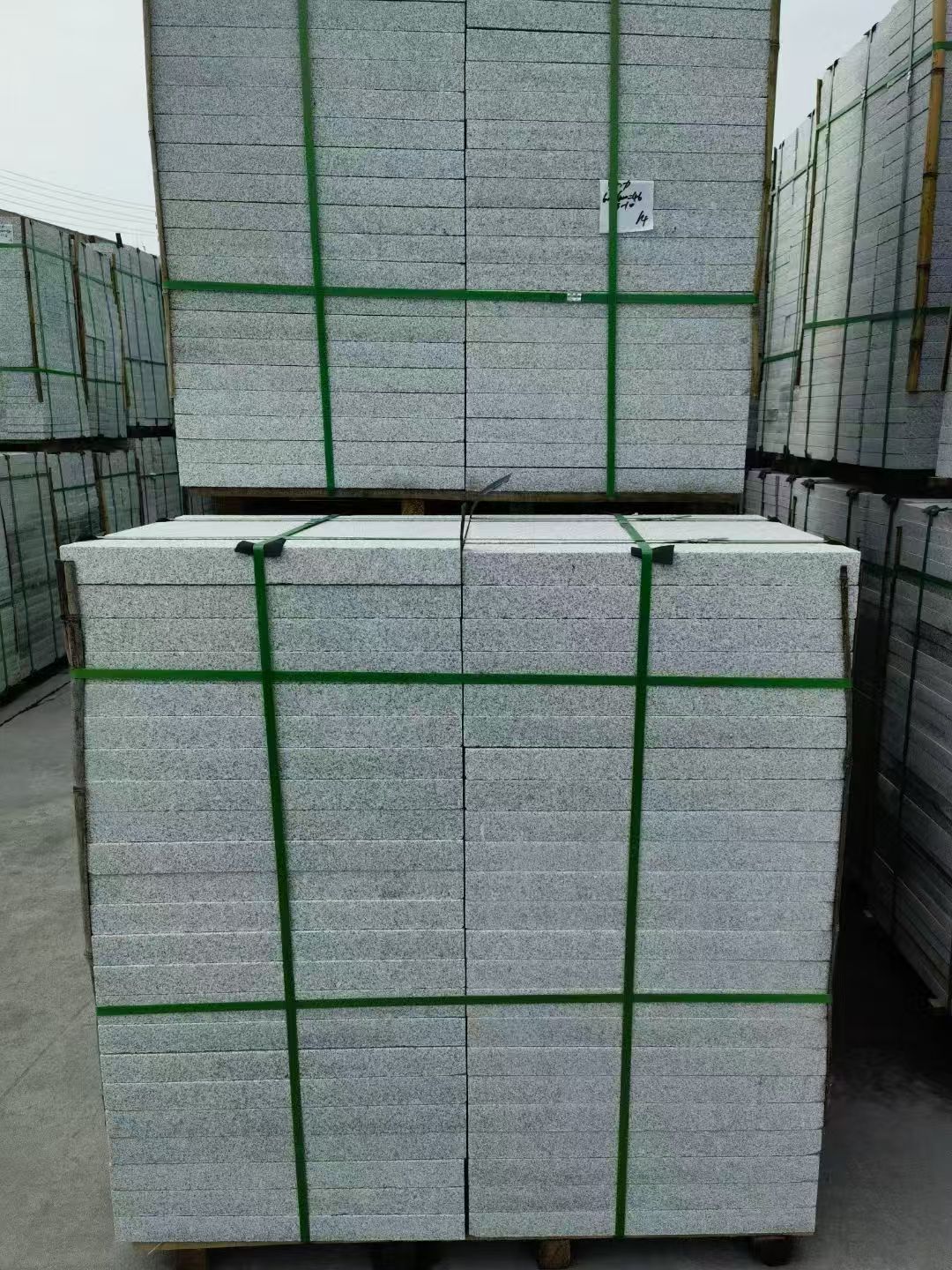 天水 火烧面地铺石，街道广场园林市政工程板，1.8~5.0厚均有现货