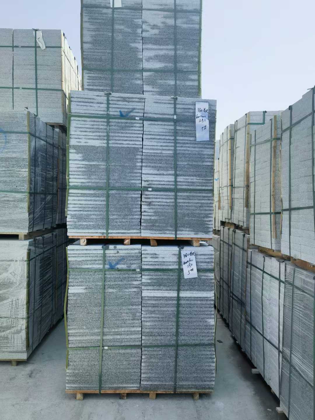 天水芝麻白地铺成品
